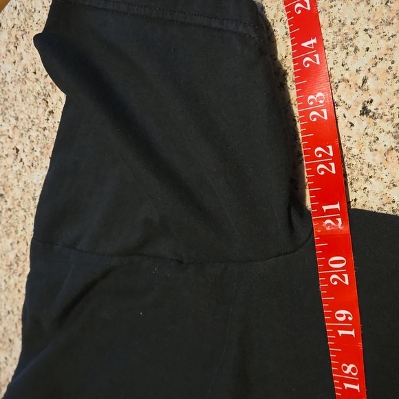 Top Stitch by Morning Sun Black Tee w/ Embroidered Cardinal Design Women Size L - Picture 9 of 10